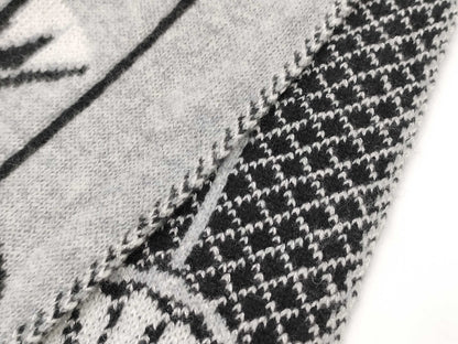 CHANEL scarf with Coco mark, cashmere, and tag