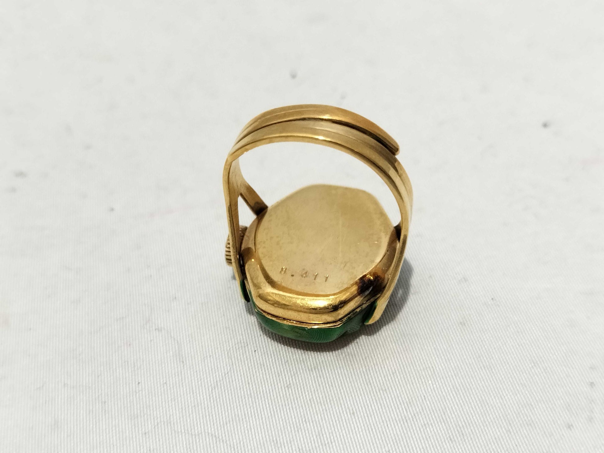 Buffeler Hand-Wound Ring Watch Ring