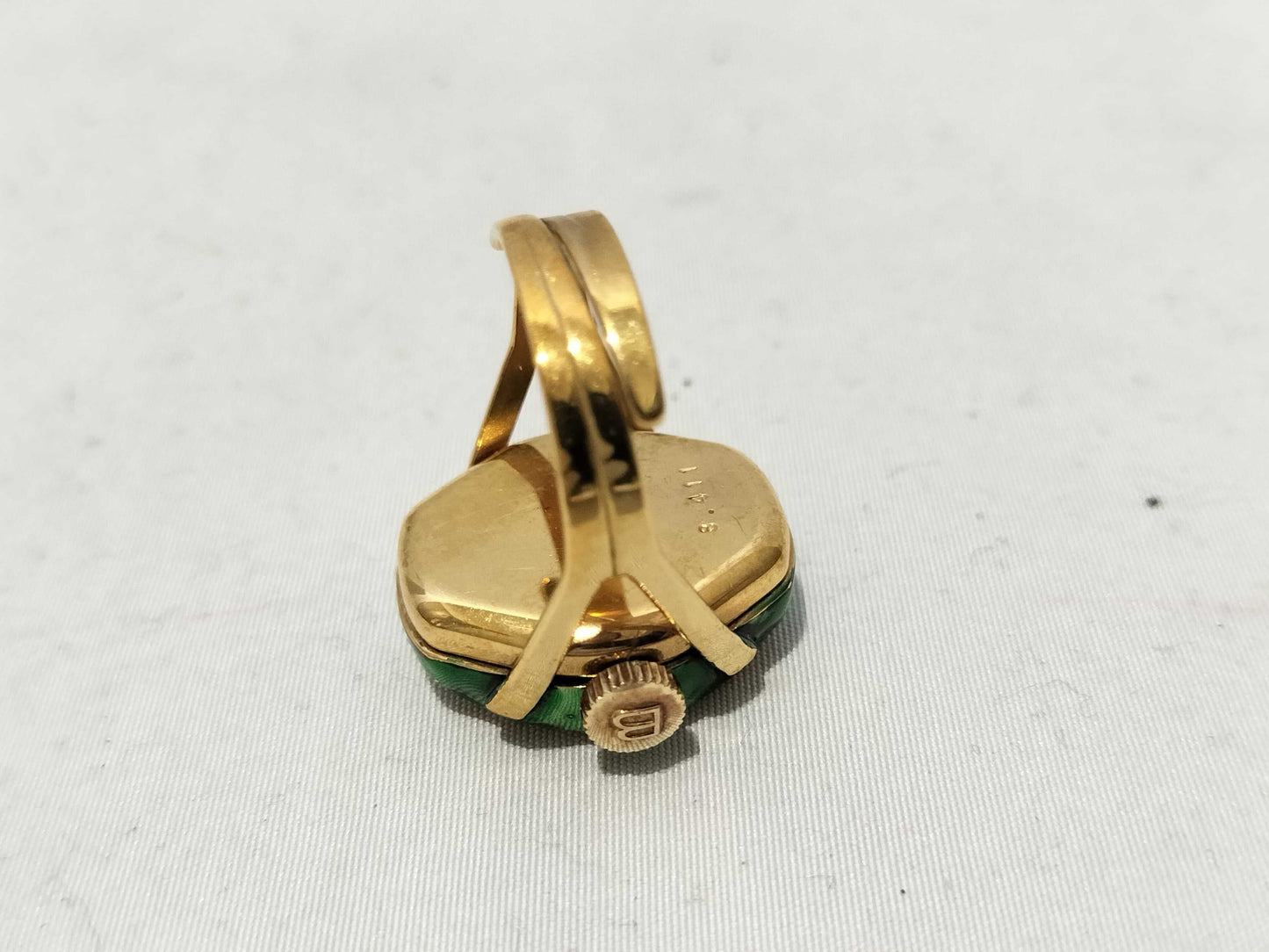 Buffeler Hand-Wound Ring Watch Ring