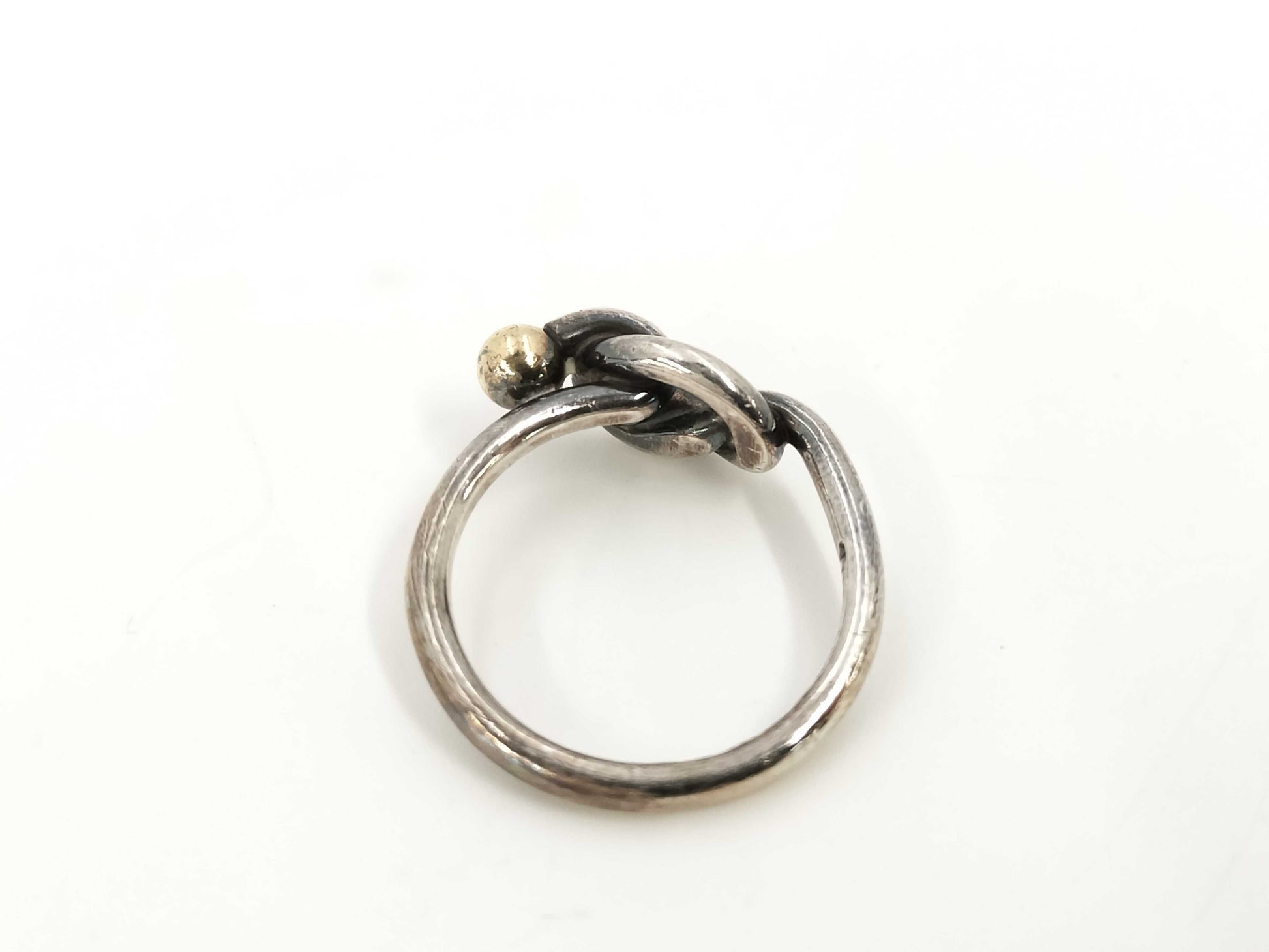 Tiffany & Co. 750/Signature SV925 3.0g Ring