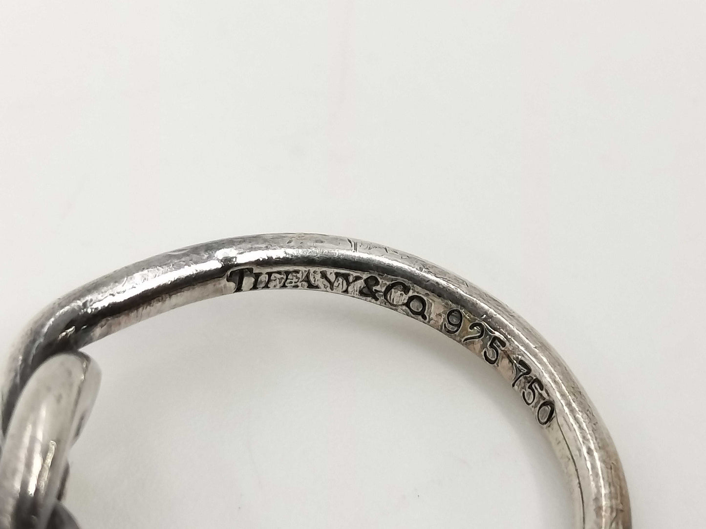 Tiffany & Co. 750/Signature SV925 3.0g Ring