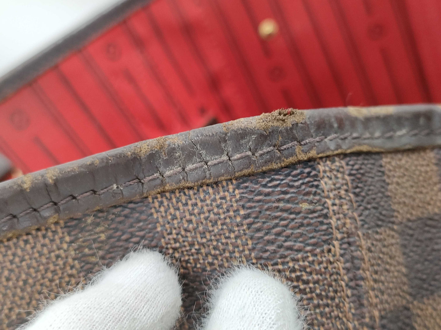 LOUIS VUITTON Damier Neverfull MM Tote Bag