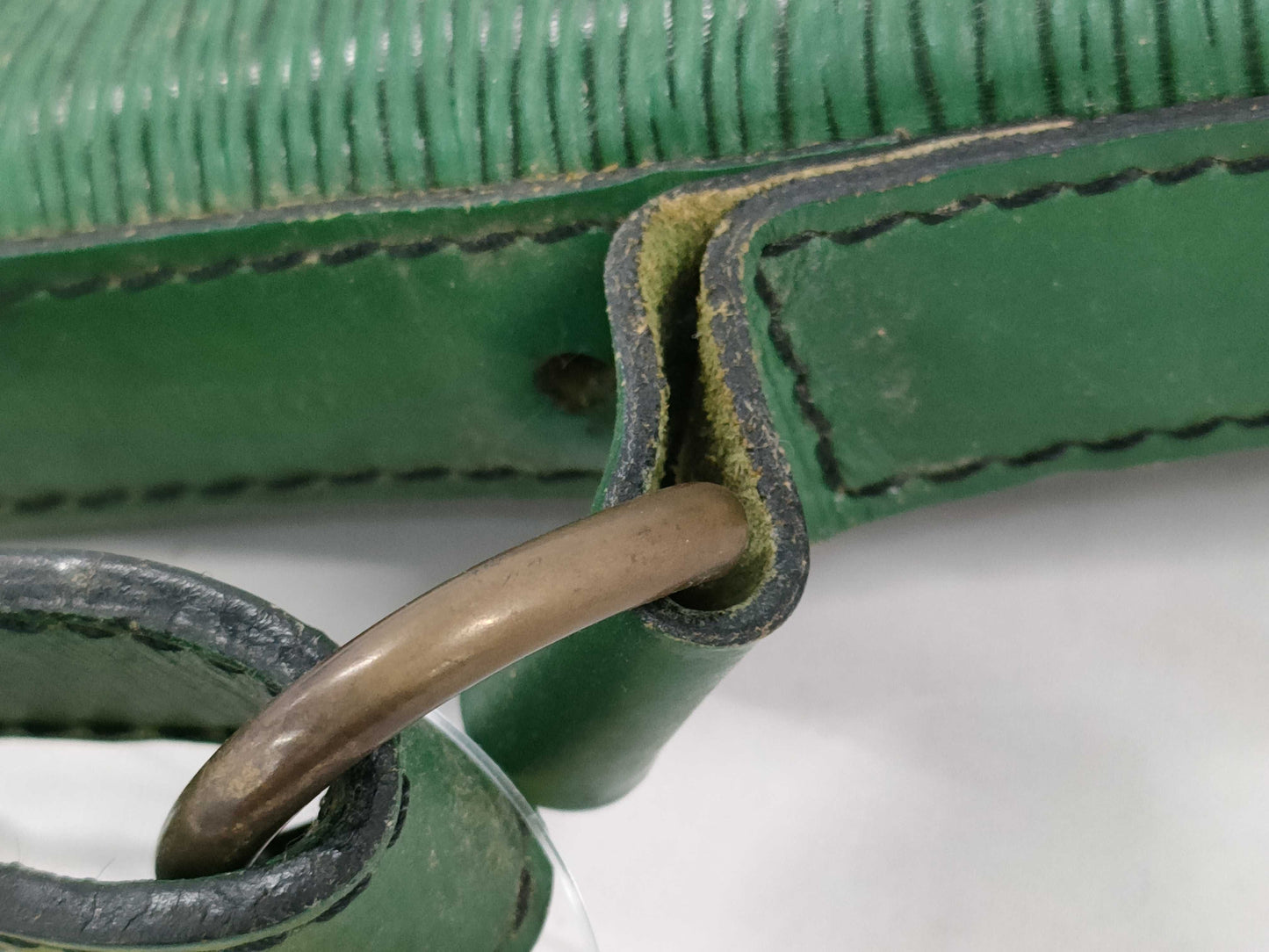 LOUIS VUITTON 9004 A2 Epi Noe Shoulder Bag