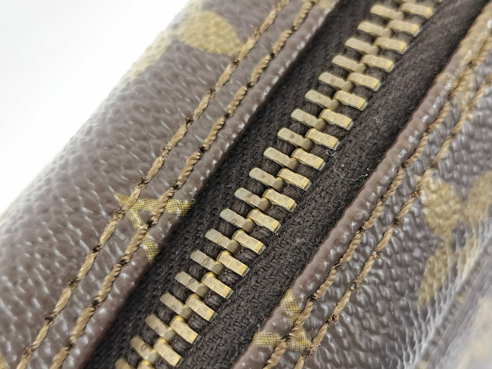 LOUIS VUITTON 841 Monogram Truest Wallet Second Bag Pouch