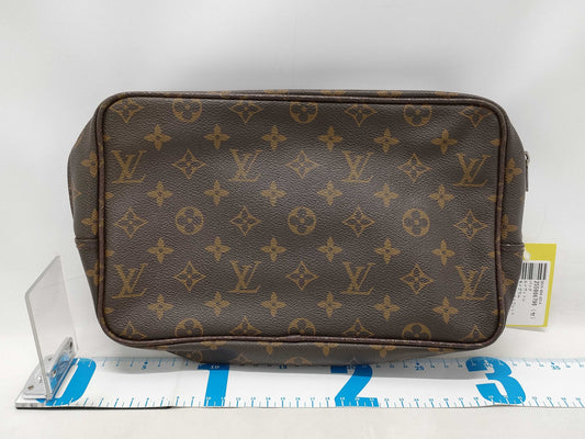 LOUIS VUITTON Monogram True Toilet Second Bag