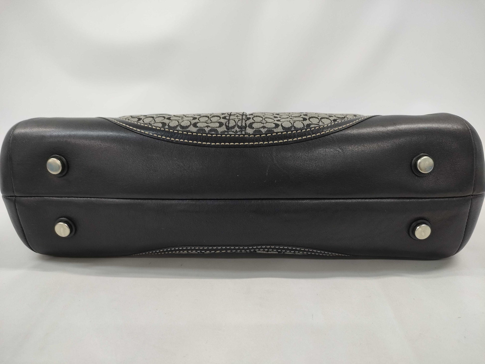COACH Signature 7080 Handbag