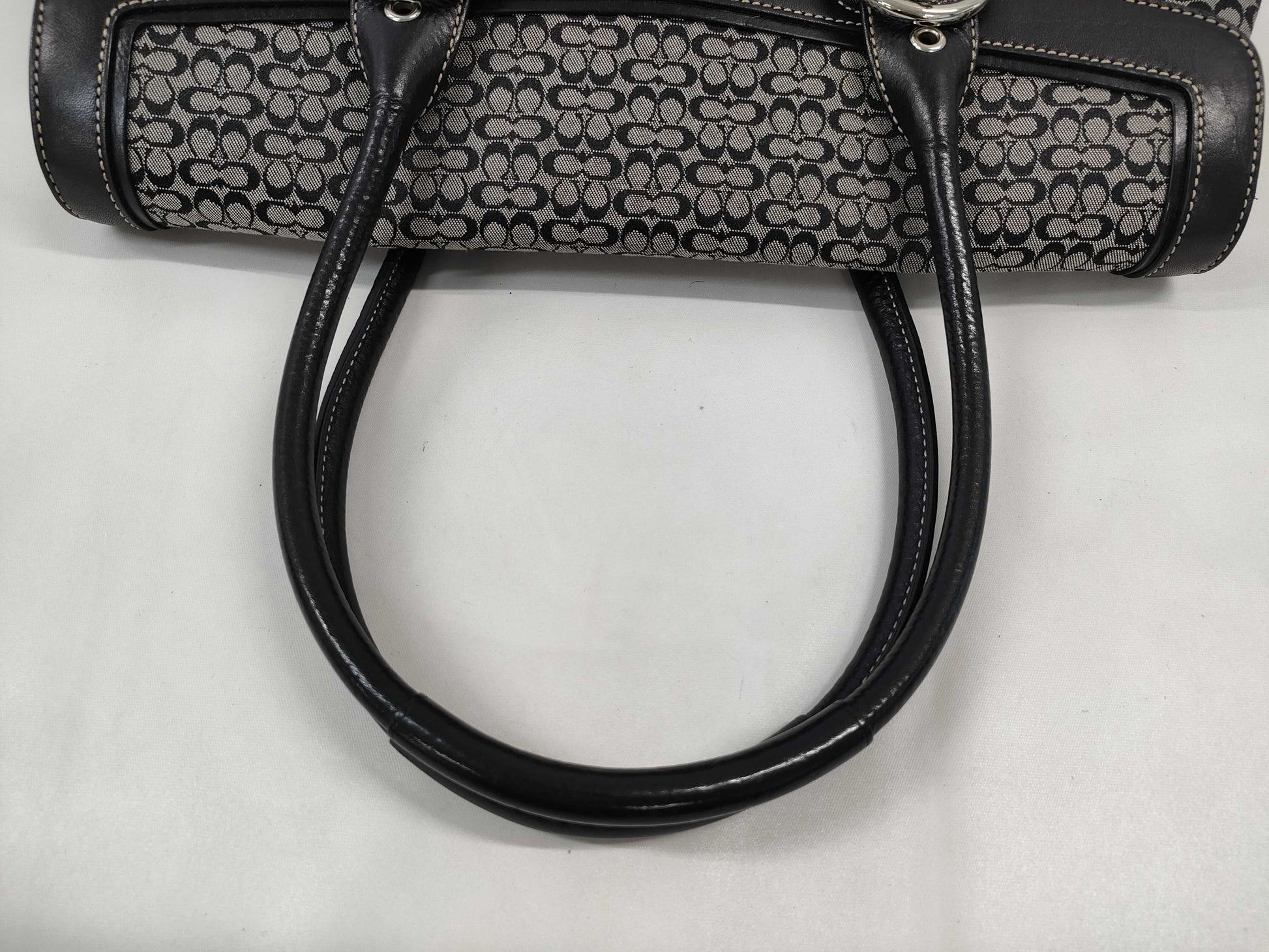 COACH Signature 7080 Handbag