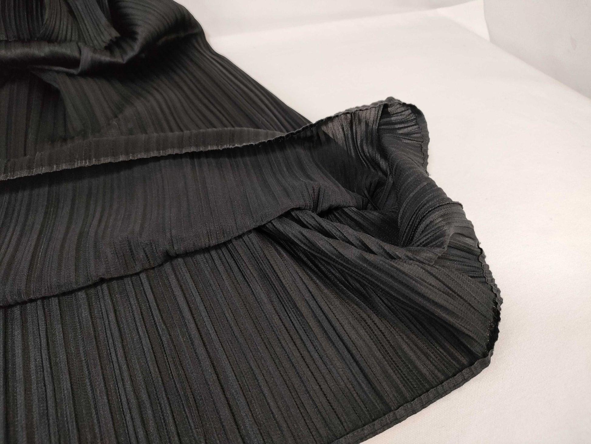 ISSEY MIYAKE Pleats Please Top Black Top