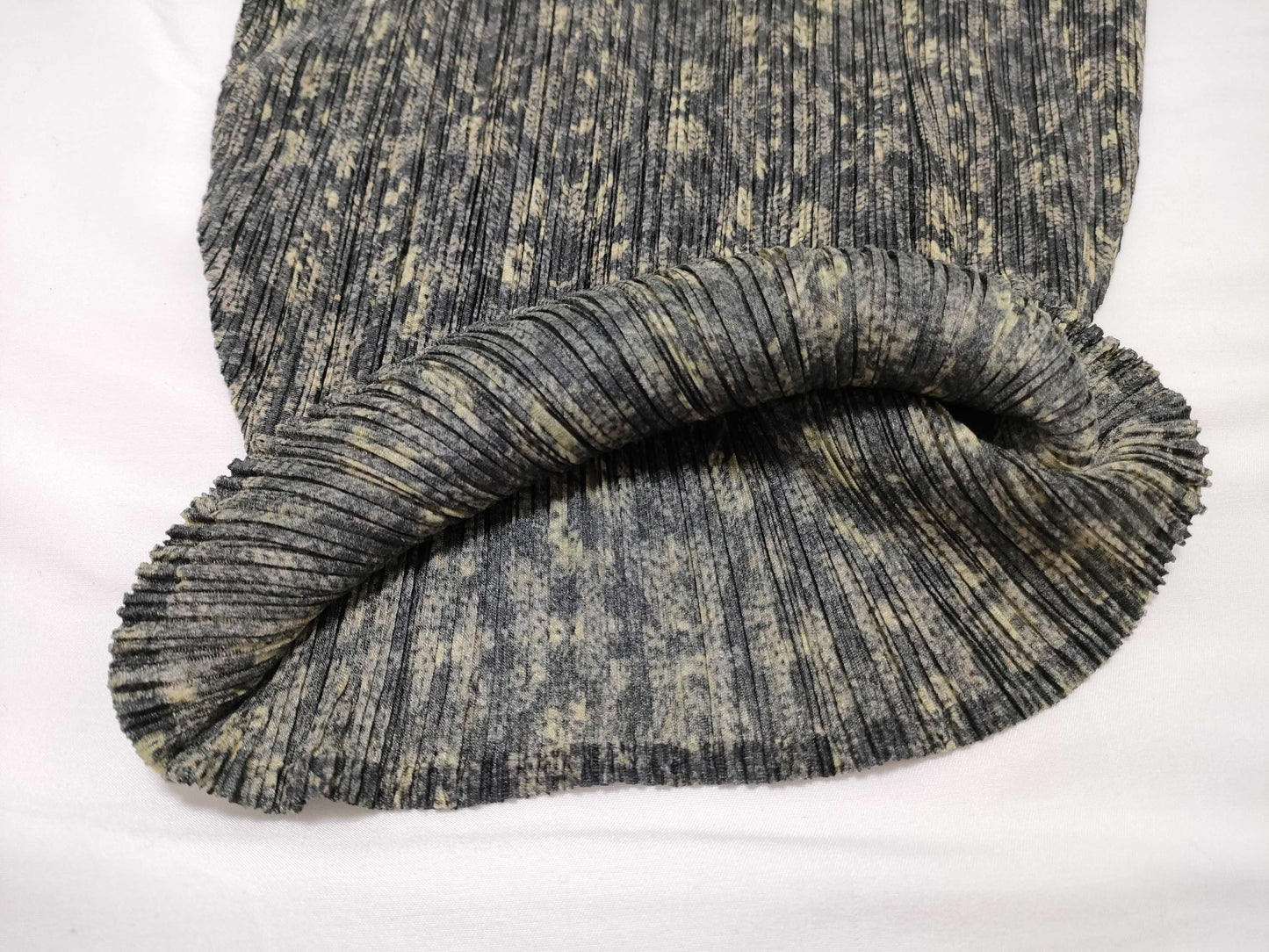 ISSEY MIYAKE Pleats Please Tops Tops