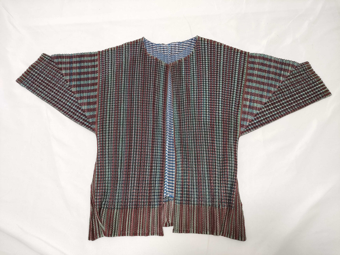 ISSEY MIYAKE Pleats Please Cardigan