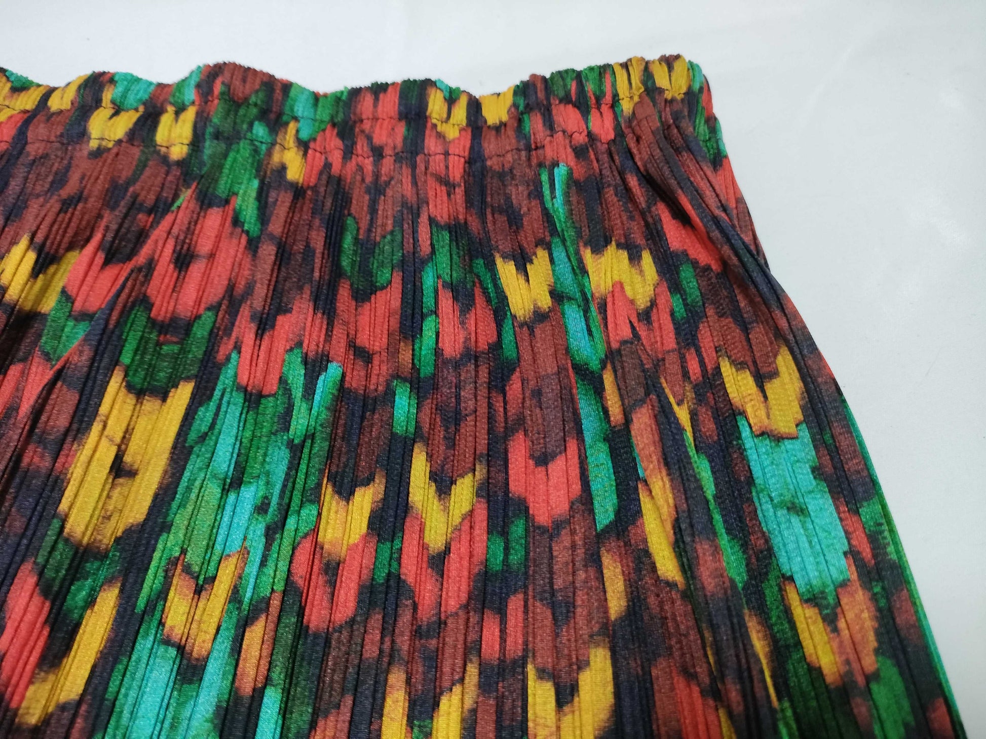 ISSEY MIYAKE Pleats Please knitted red long skirt