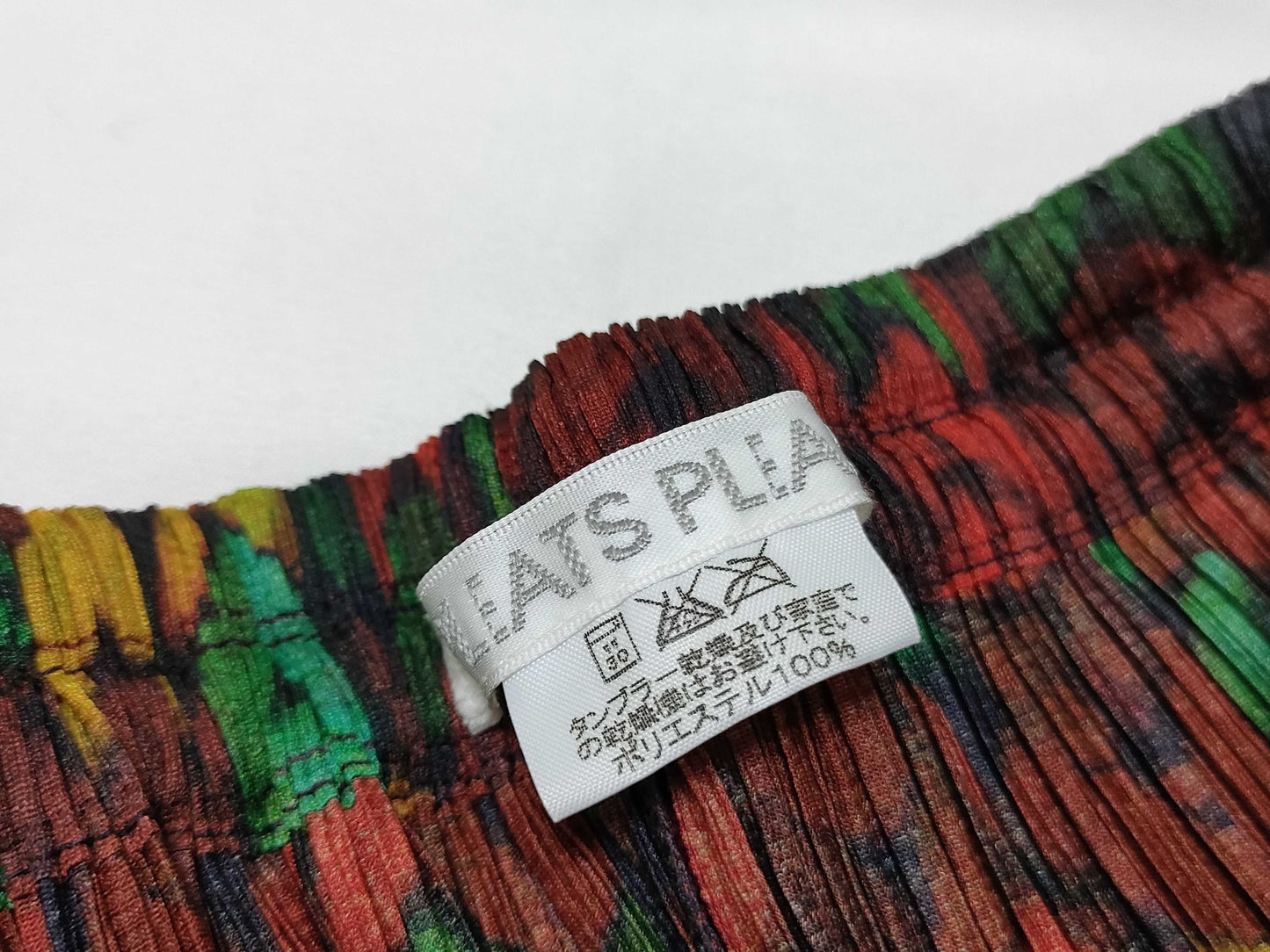 ISSEY MIYAKE Pleats Please knitted red long skirt