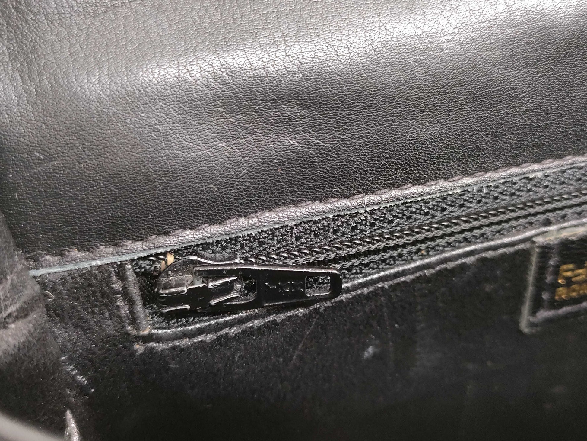 FENDI Old Vintage Shoulder Bag Crocodile Leather Shoulder Bag