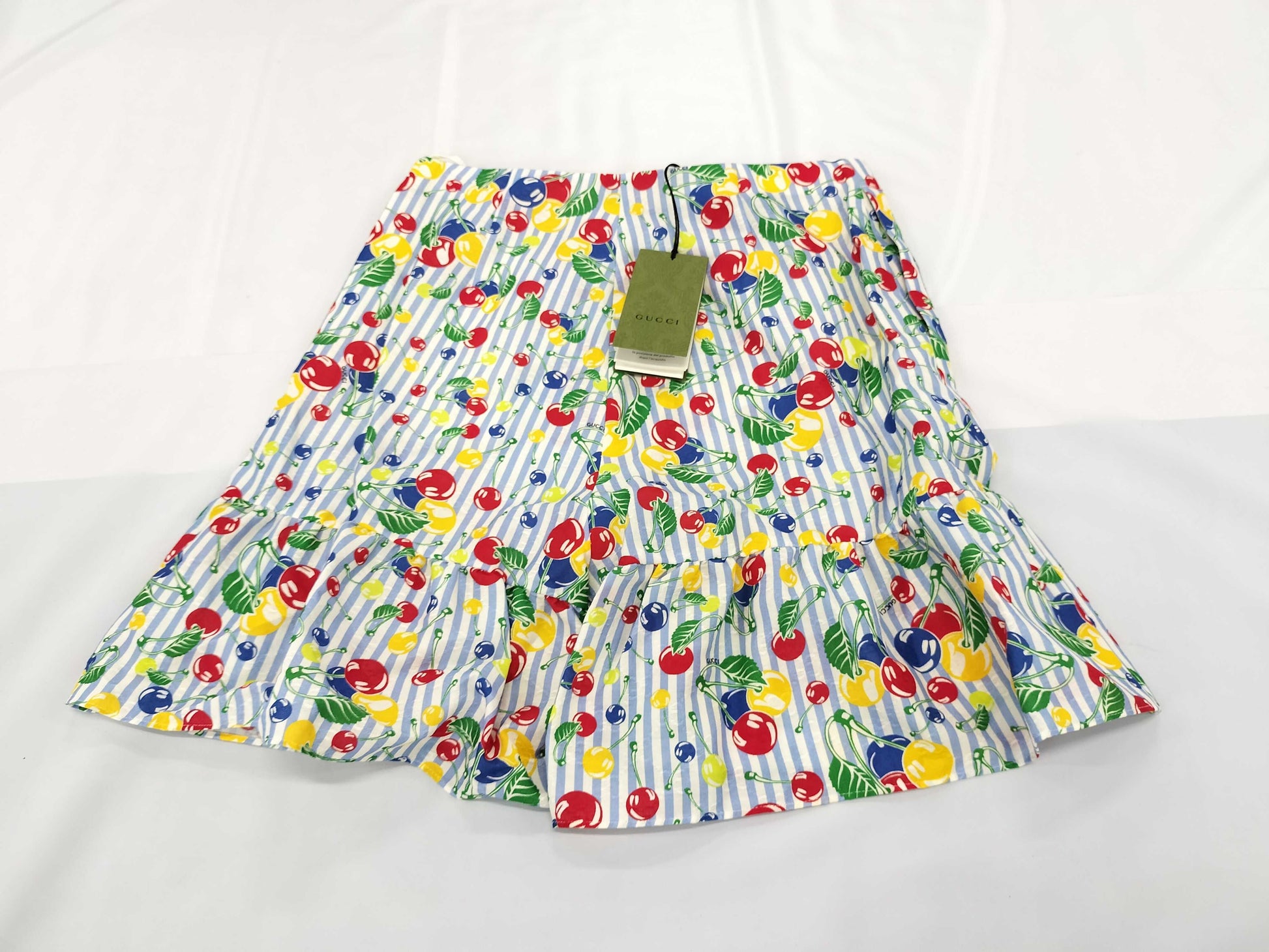 GUCCI Shorts/Fruit Print/Size 40 Pants
