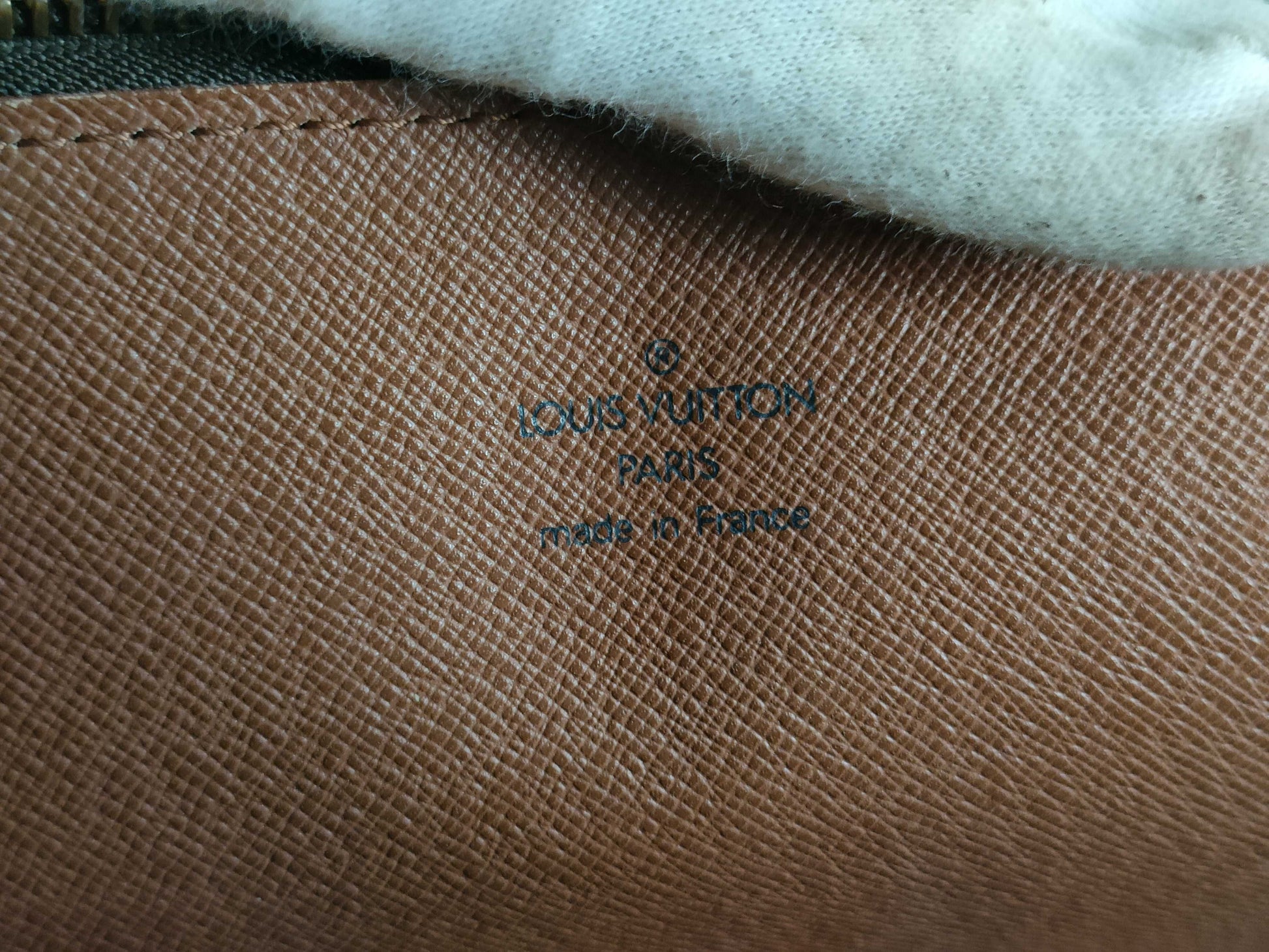 LOUIS VUITTON RFID Unverified TH 1906 Monogram Poche Document/M53456 Clutch Bag