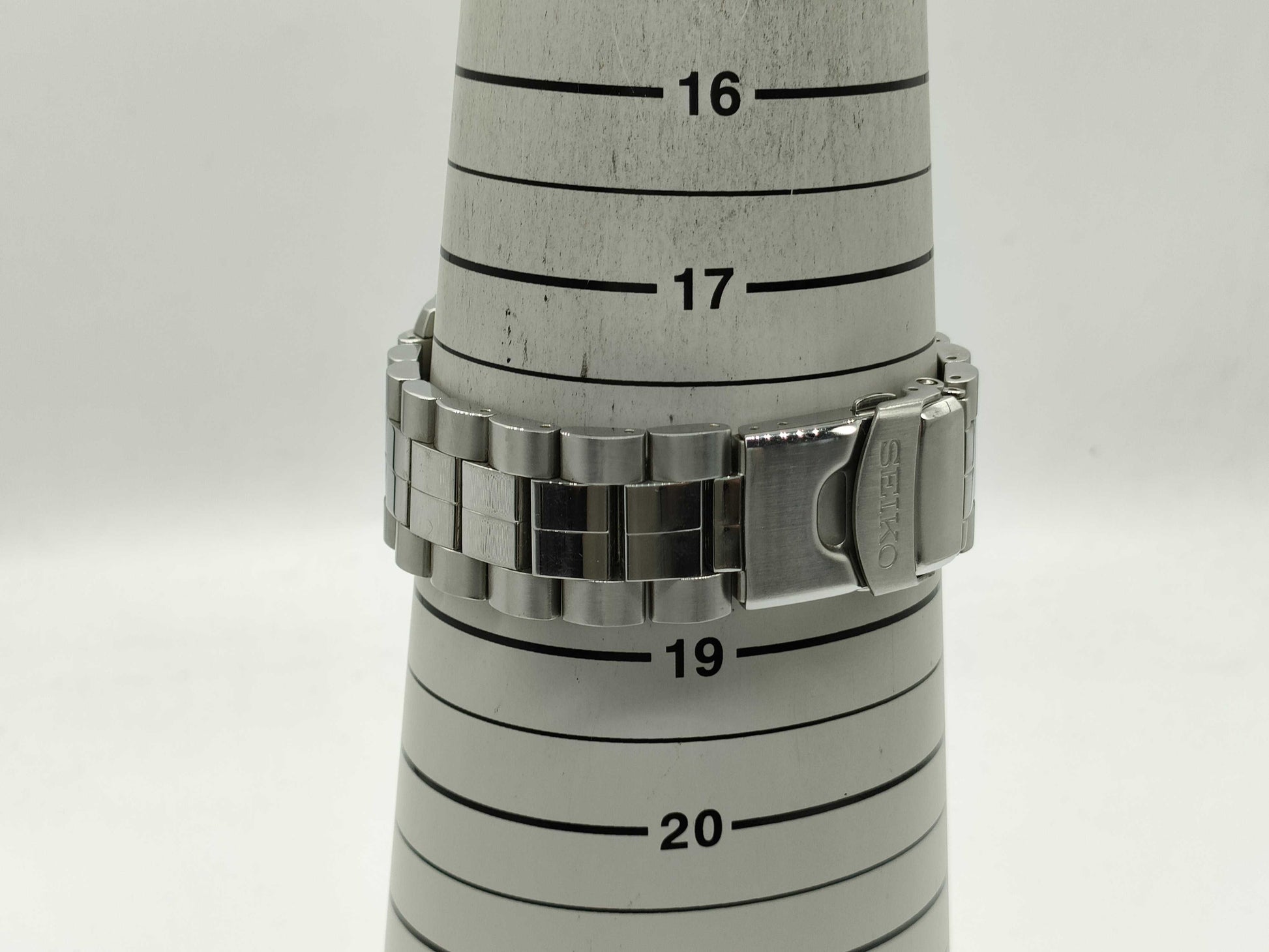 SEIKO 7T62-0EB0 Men's Watch