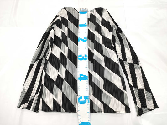 ISSEY MIYAKE Pleats Please Patterned Jacket