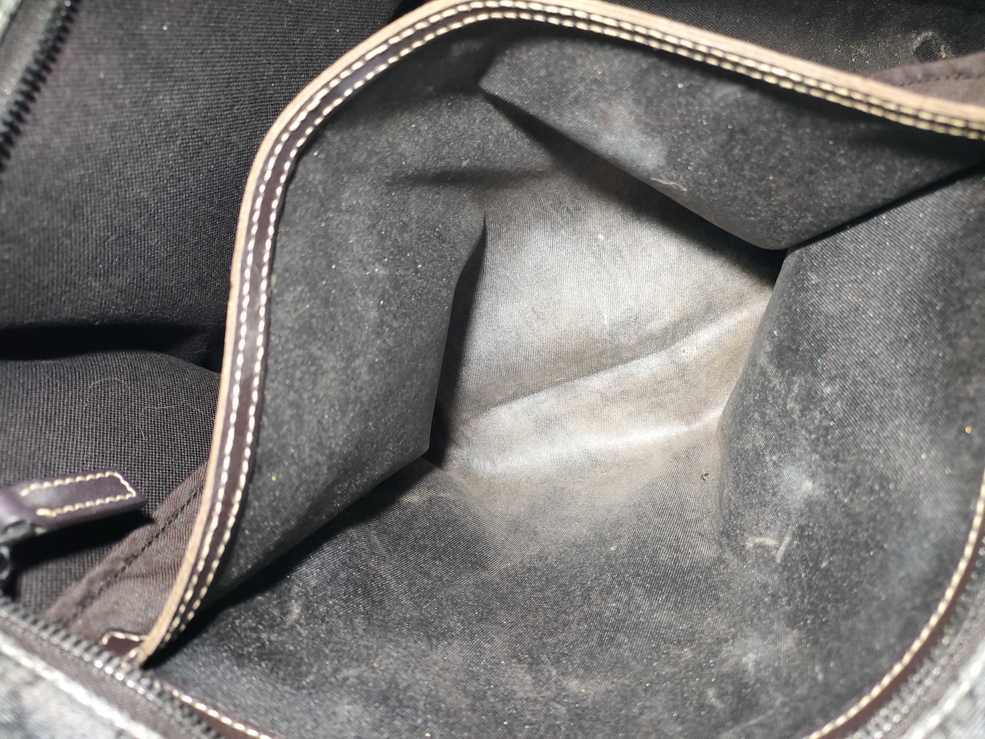GUCCI GG Supreme Tote Bag