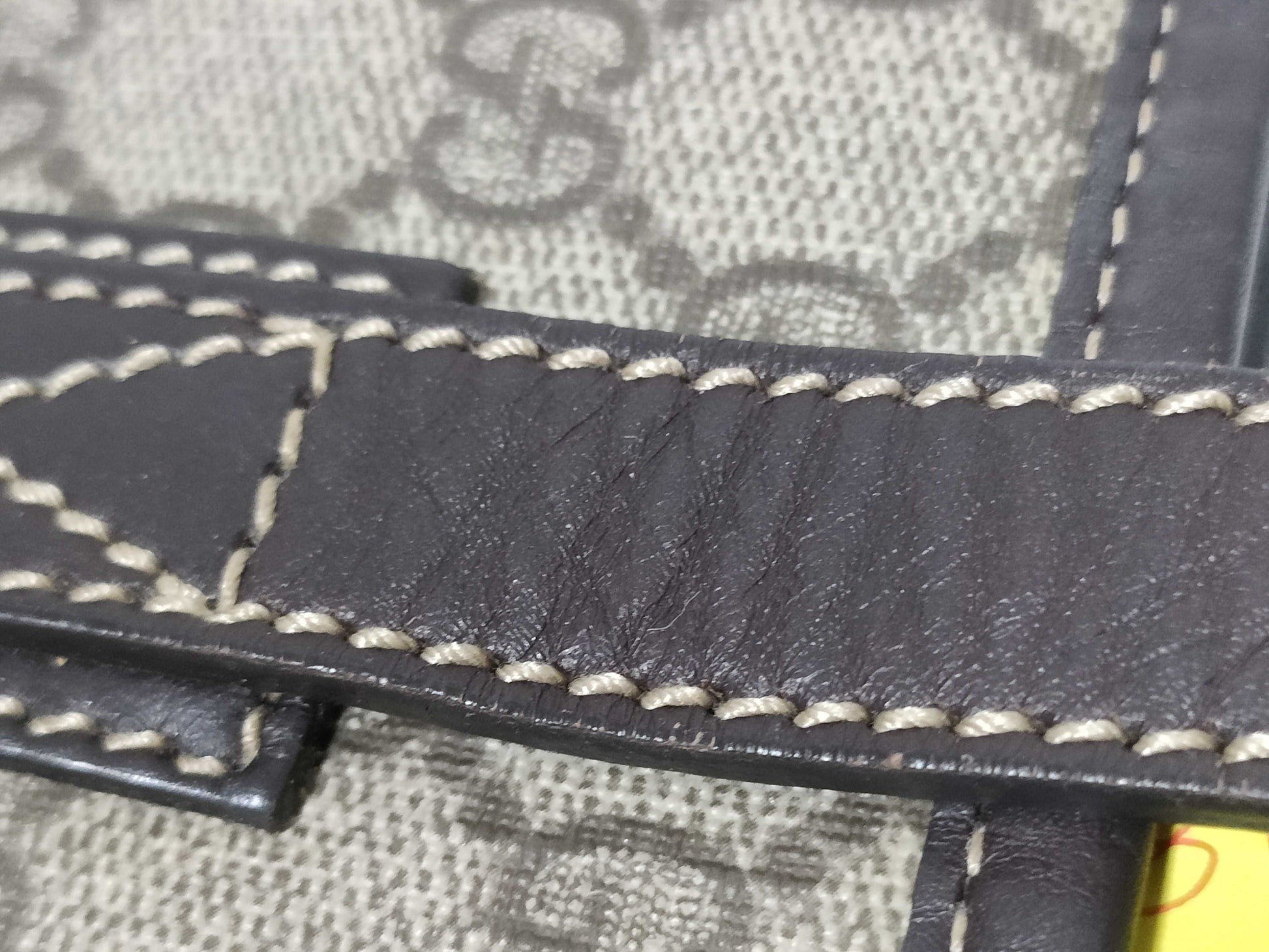 GUCCI GG Supreme Tote Bag