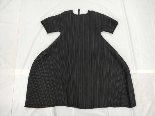 ISSEY MIYAKE Pleated Black Dress with Musical Note Design