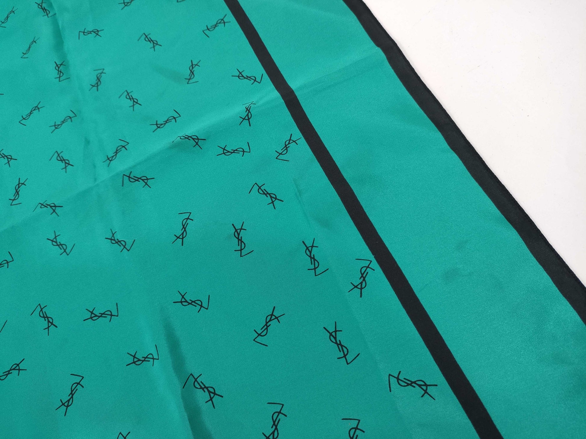 GUCCI YSL/Flora etc./2 scarves