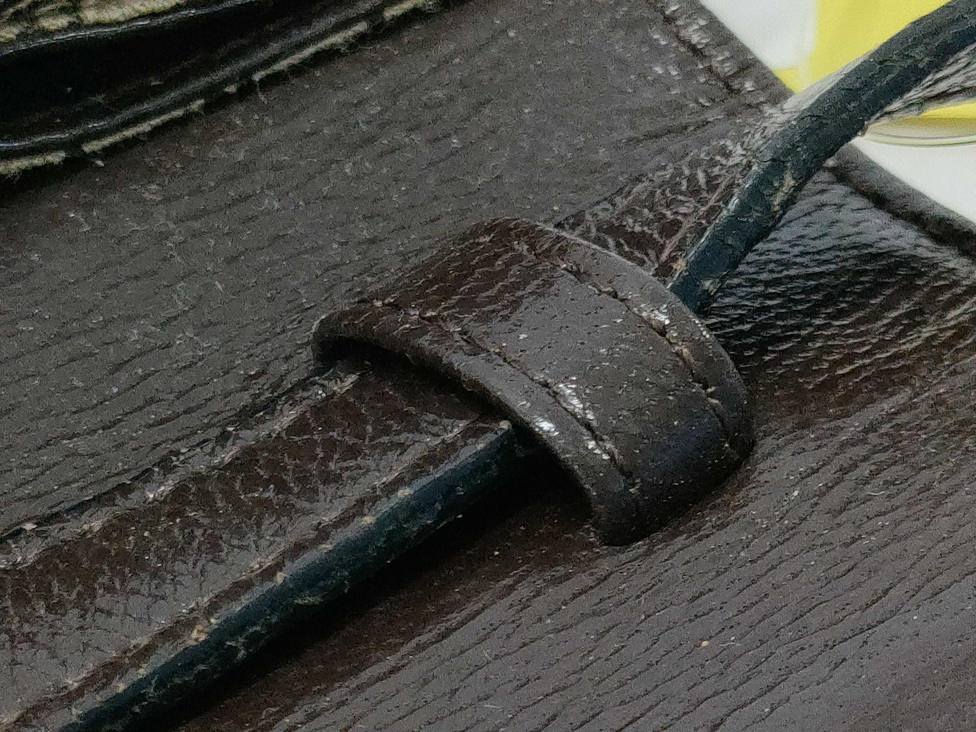 Yves Saint Laurent Leather Shoulder Bag Shoulder Bag