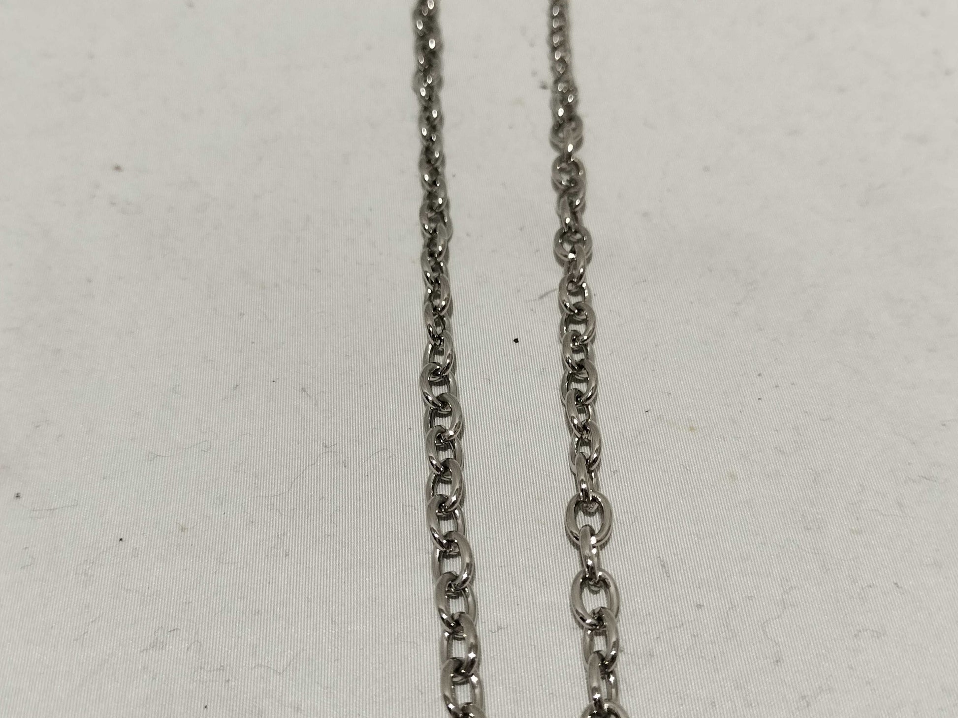  Vivienne Westwood Feather Orb Necklace Silver Color Necklace