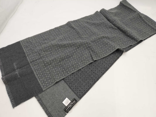 Salvatore Ferragamo Gancini tagged scarf/scarf
