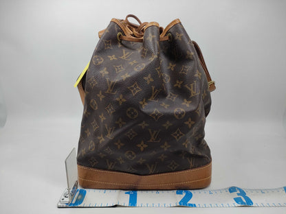 LOUIS VUITTON Monogram M42224 Noe Shoulder Bag