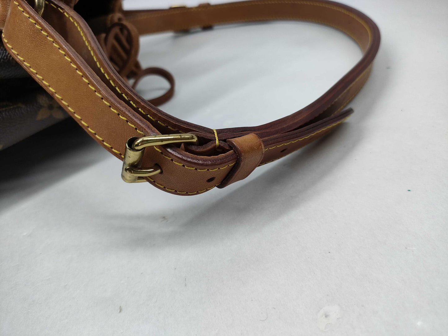 LOUIS VUITTON Monogram M42224 Noe Shoulder Bag