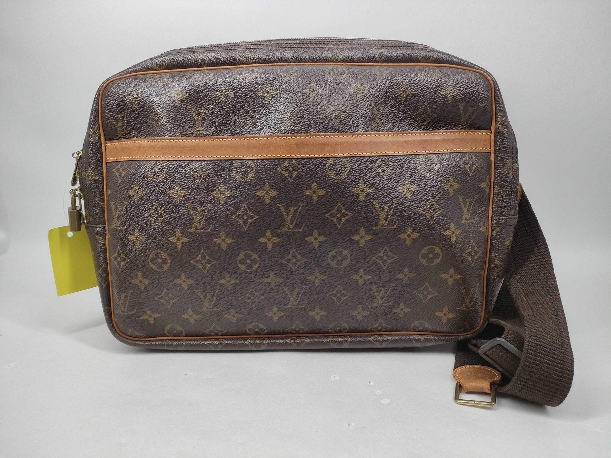 LOUIS VUITTON Monogram M45252 Reporter GM Shoulder Bag