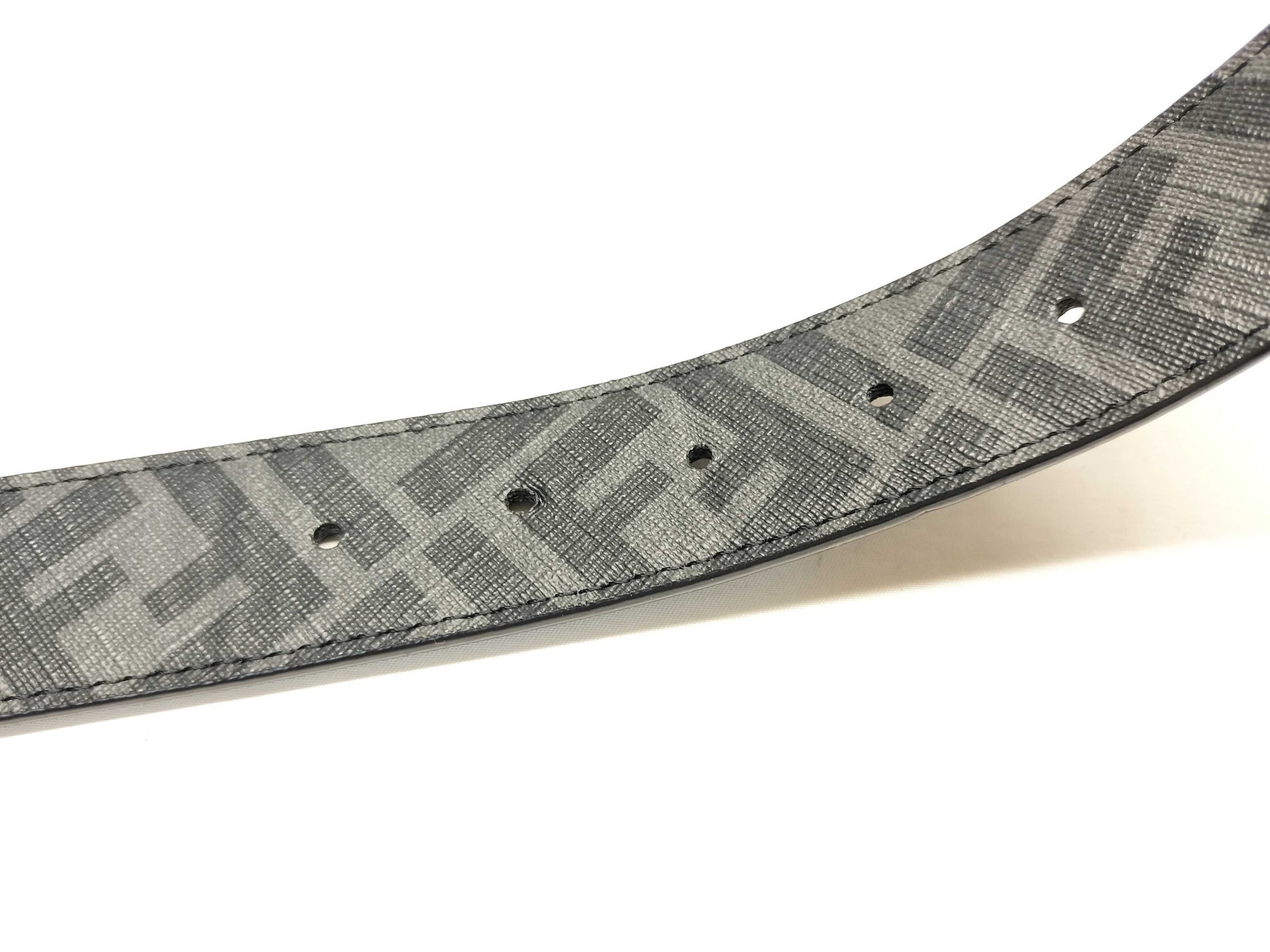 FENDI Mamma Round FF Belt Reversible Belt