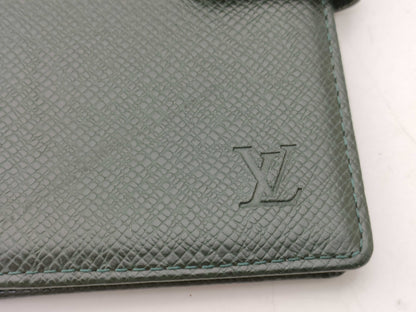LOUIS VUITTON Taiga Agenda Planner Cover