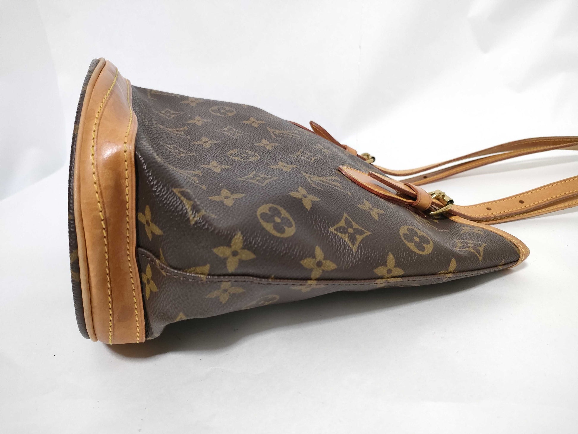 LOUIS VUITTON Monogram M42238 Petit Bucket/Tote Bag with Pouch