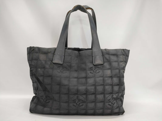CHANEL Neutra Tote Bag