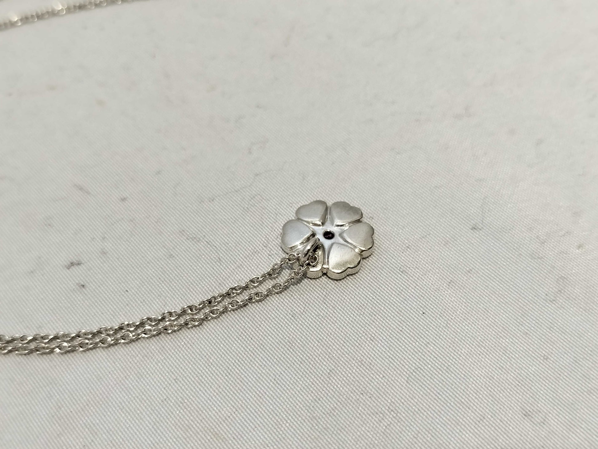 Tiffany & Co. Crown of Hearts 2.6g Necklace