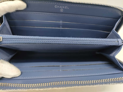 CHANEL Tweed Round Wallet