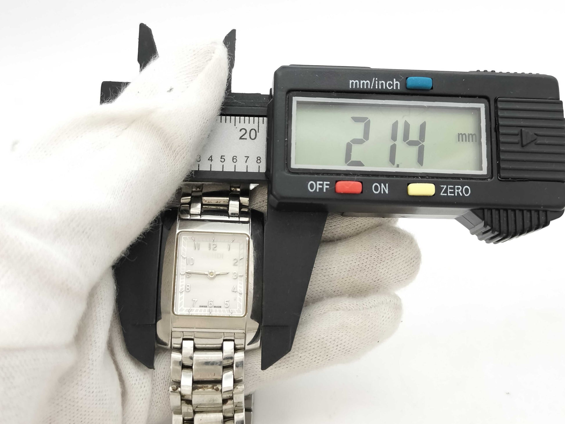 FENDI 7000L Women's Watch
