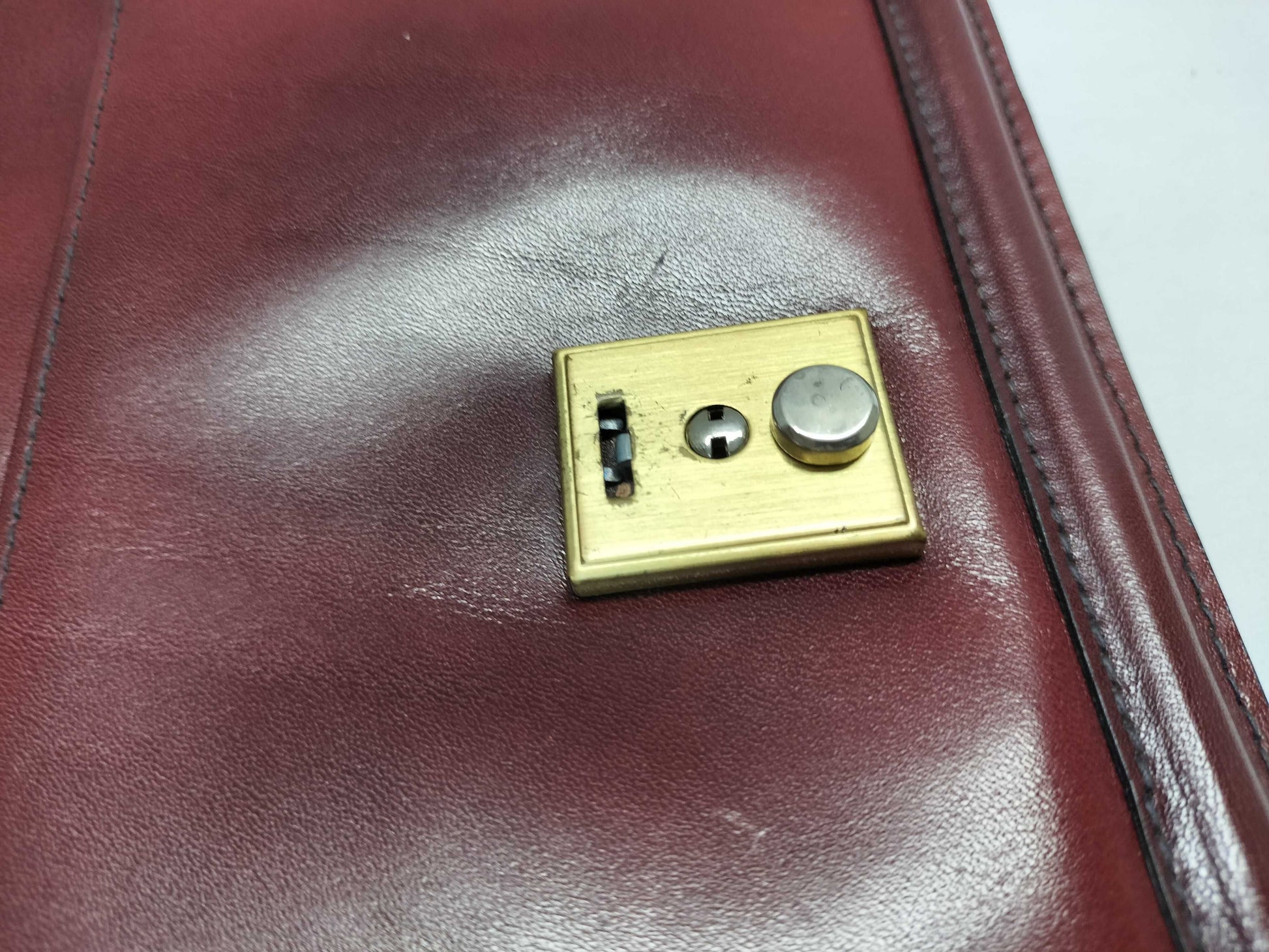 BALLY Leather Second Bag