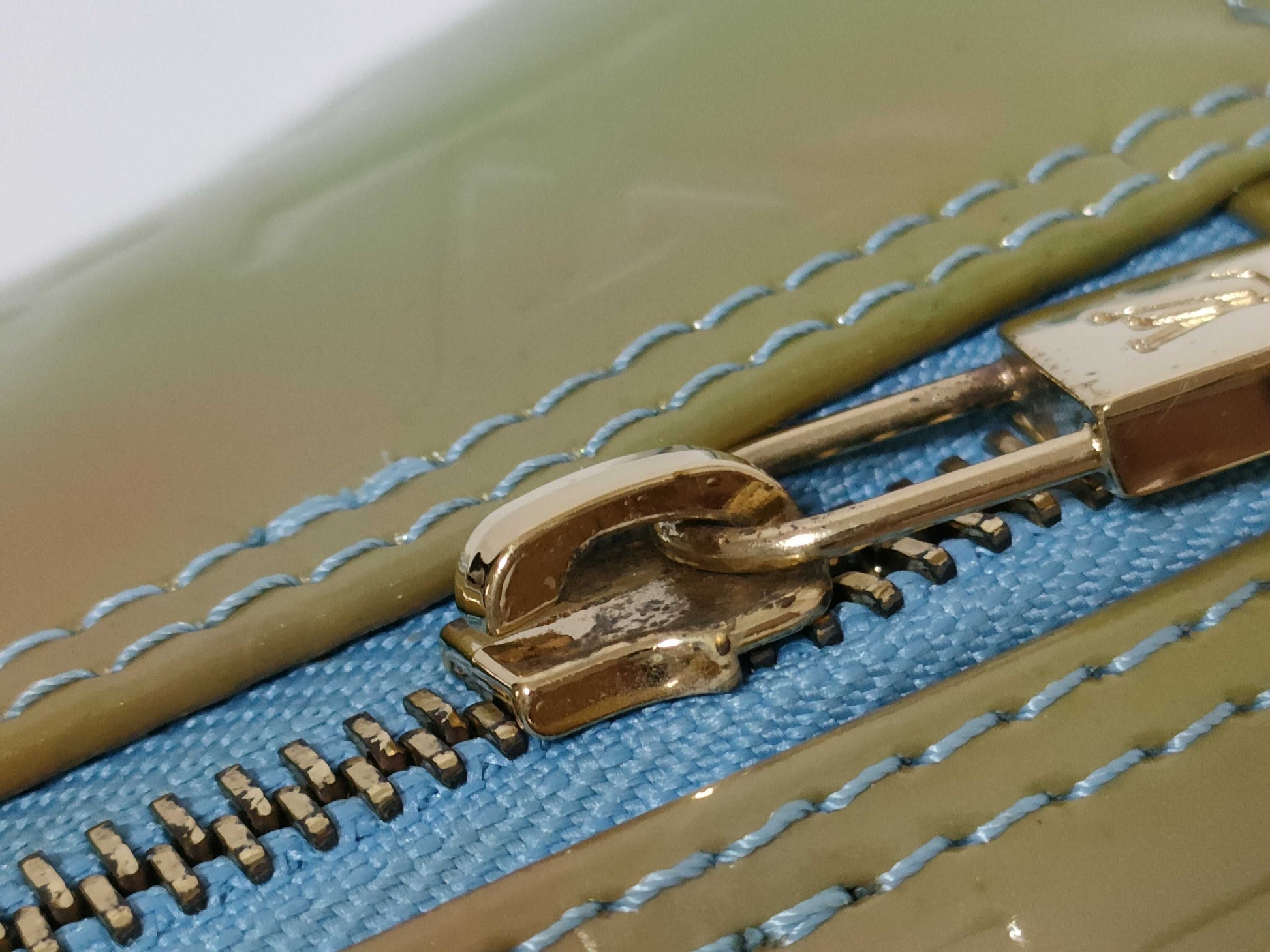 LOUIS VUITTON VI0959 Vernis Bedford Handbag