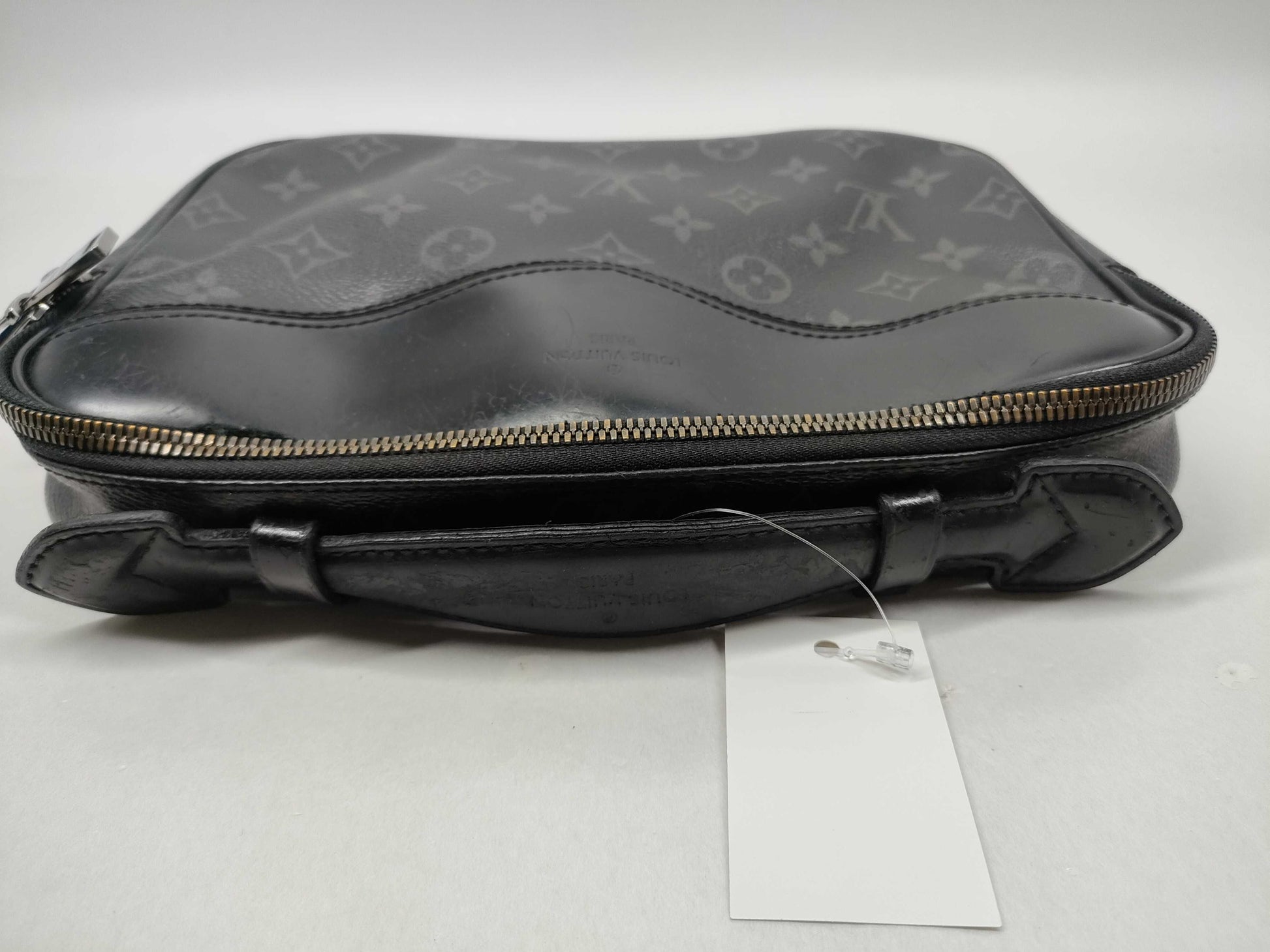 LOUIS VUITTON M42906 Handbag