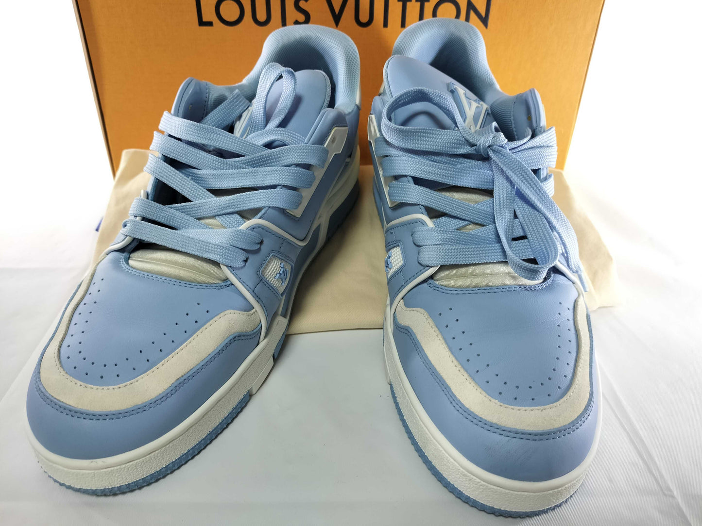 LOUIS VUITTON LV Trainer Sneakers