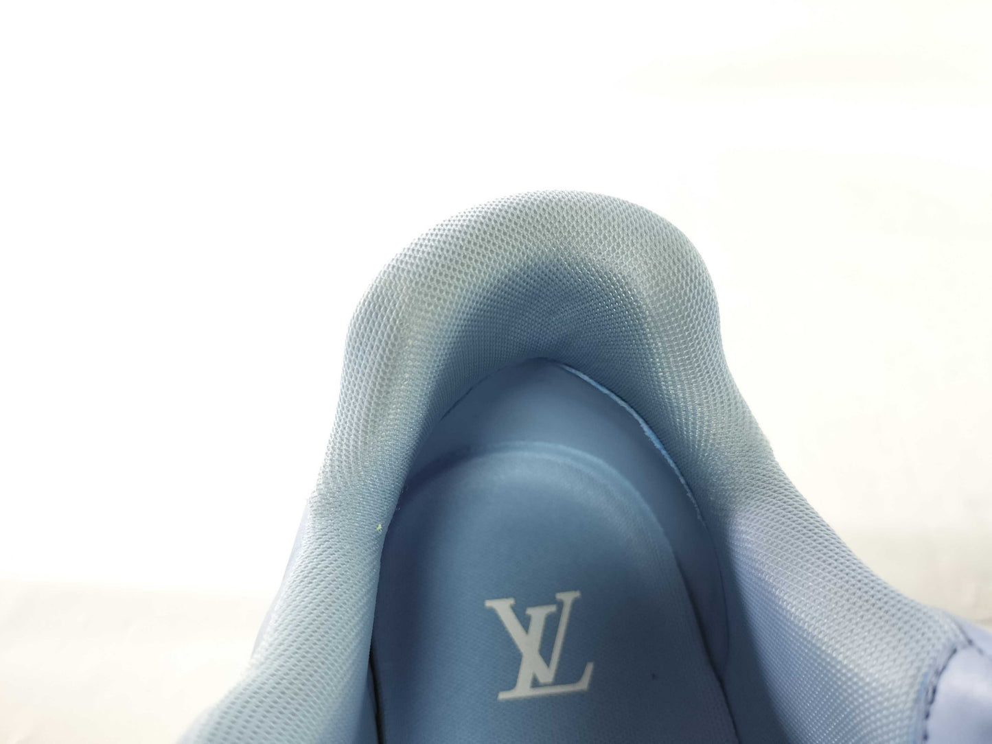 LOUIS VUITTON LV Trainer Sneakers