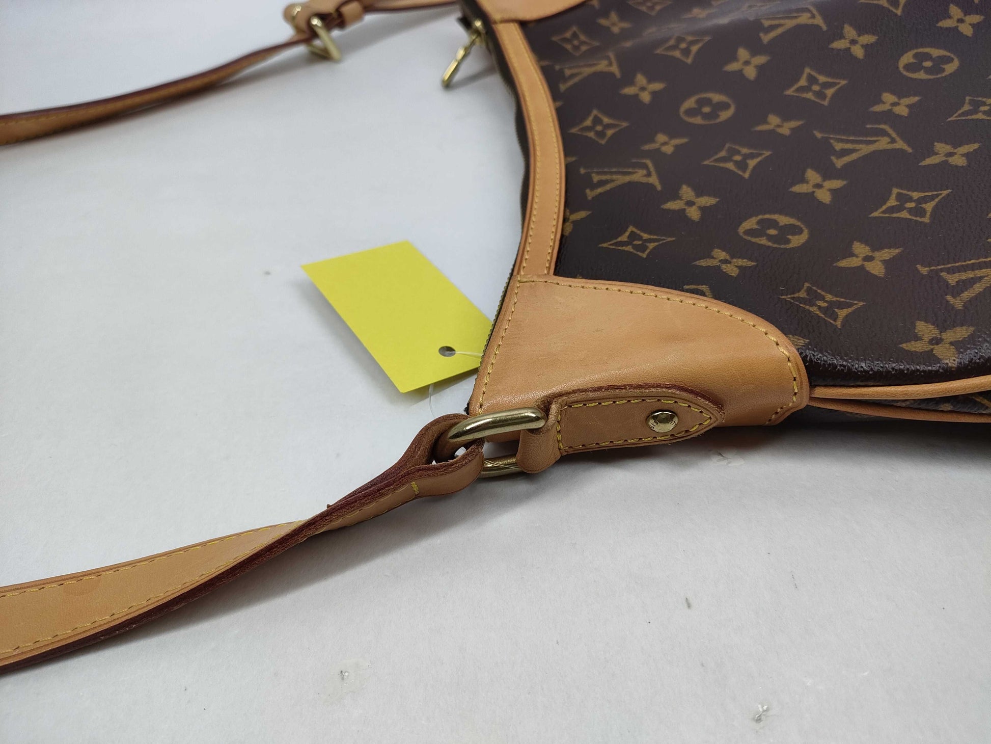 LOUIS VUITTON Monogram M56389 Odeon MM Sticky Shoulder Bag