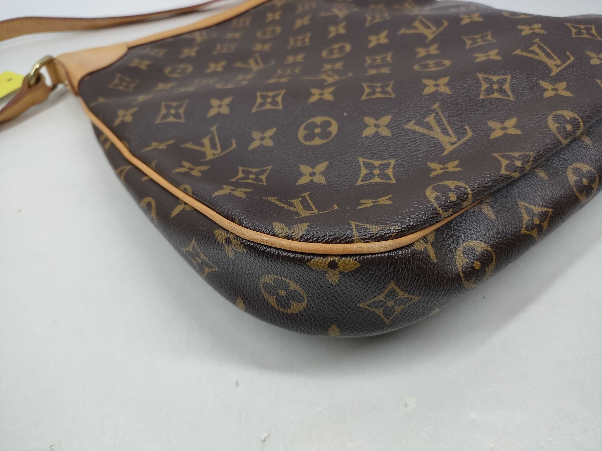 LOUIS VUITTON Monogram M56389 Odeon MM Sticky Shoulder Bag