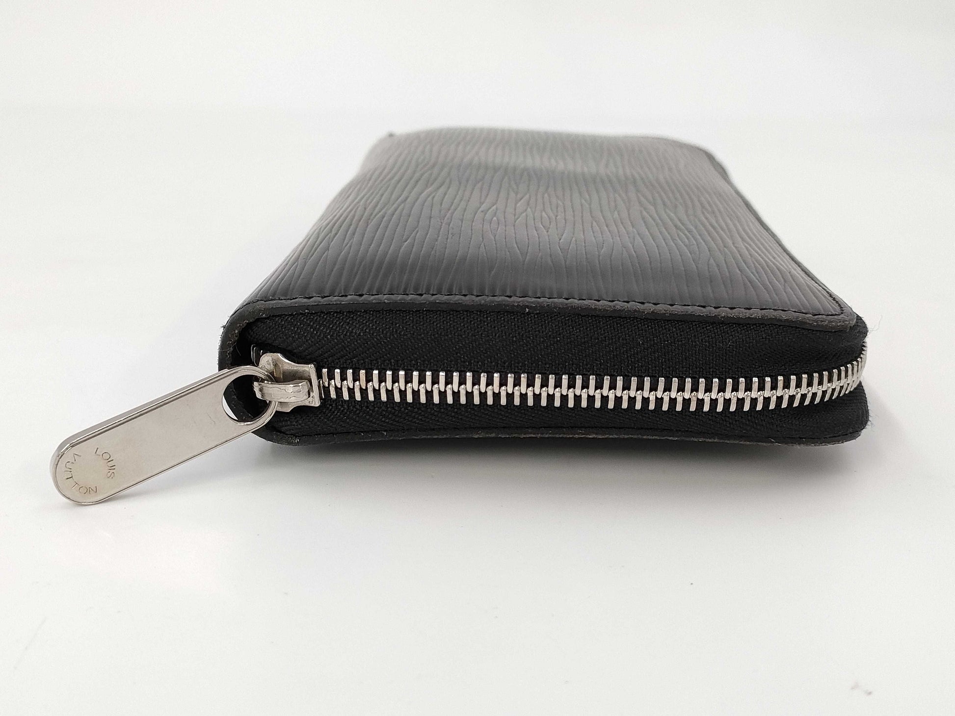 LOUIS VUITTON Epi Zippy Compact Wallet