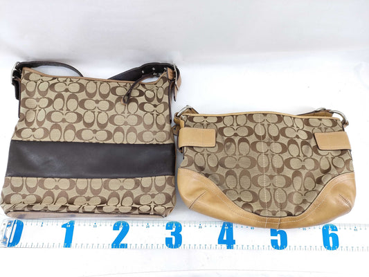COACH Signature 7077/6072 Shoulder Bag
