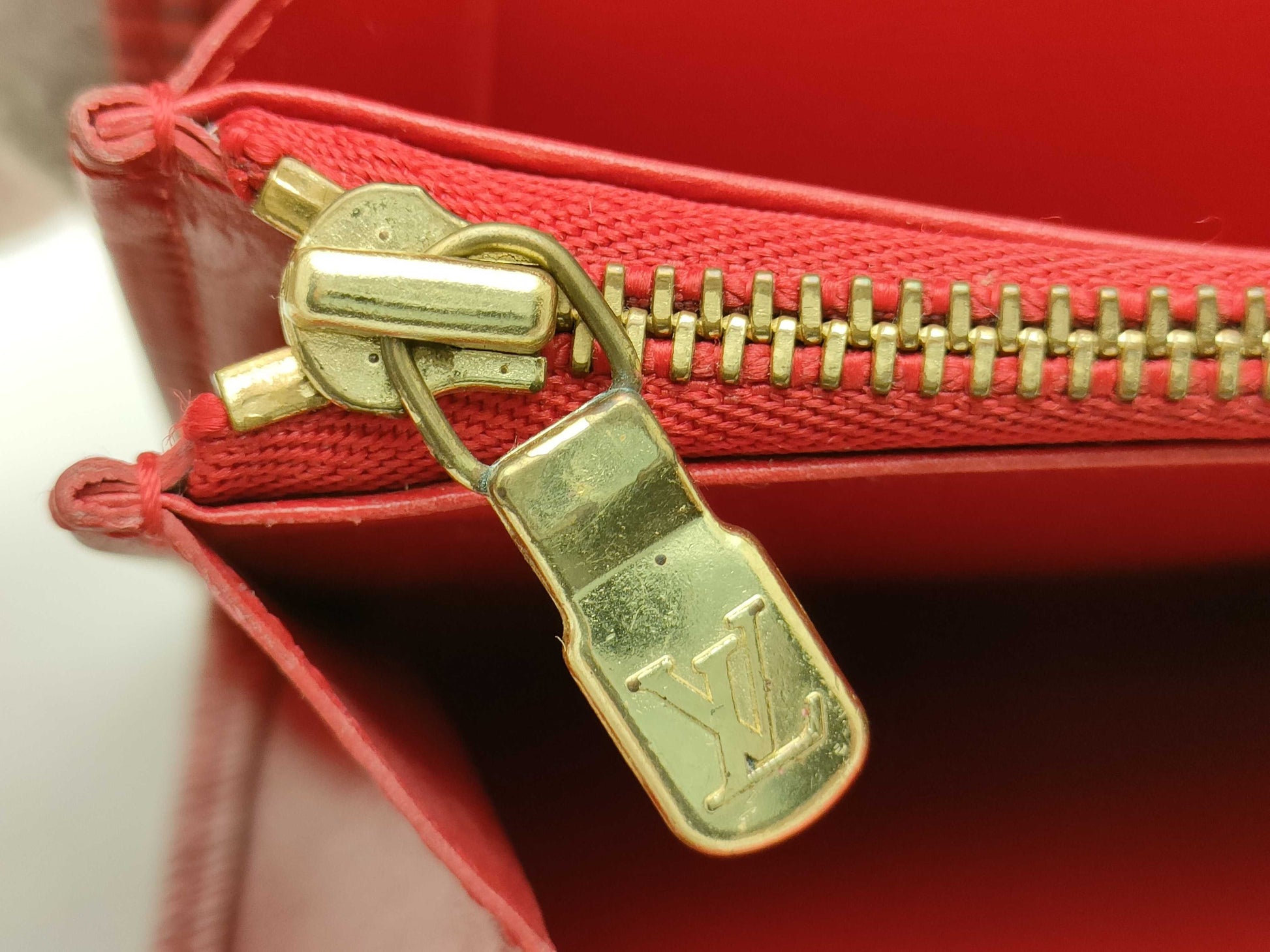 LOUIS VUITTON Epi Porte Tresor International Wallet