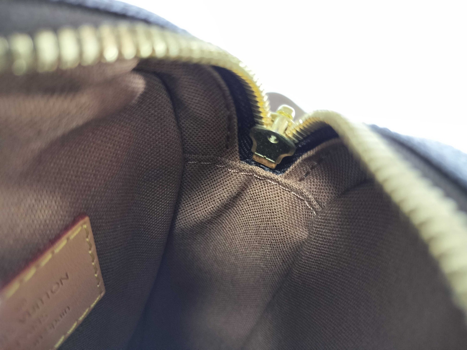 LOUIS VUITTON CA1019 Monogram Pochette Ganjou Shoulder Bag