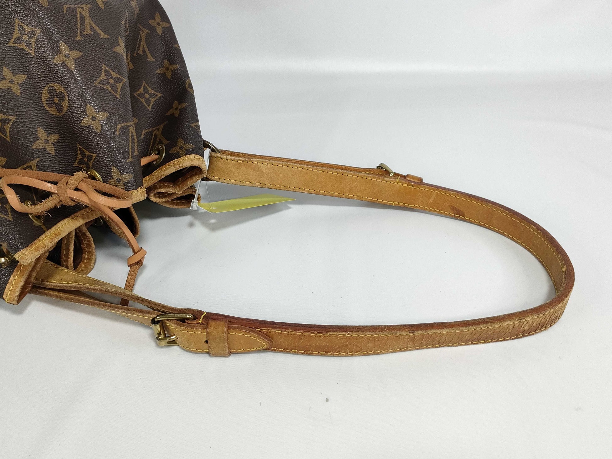 LOUIS VUITTON [Serial Number] RFID Unverifiable AR0937 Monogram M42224 Noe Shoulder Bag
